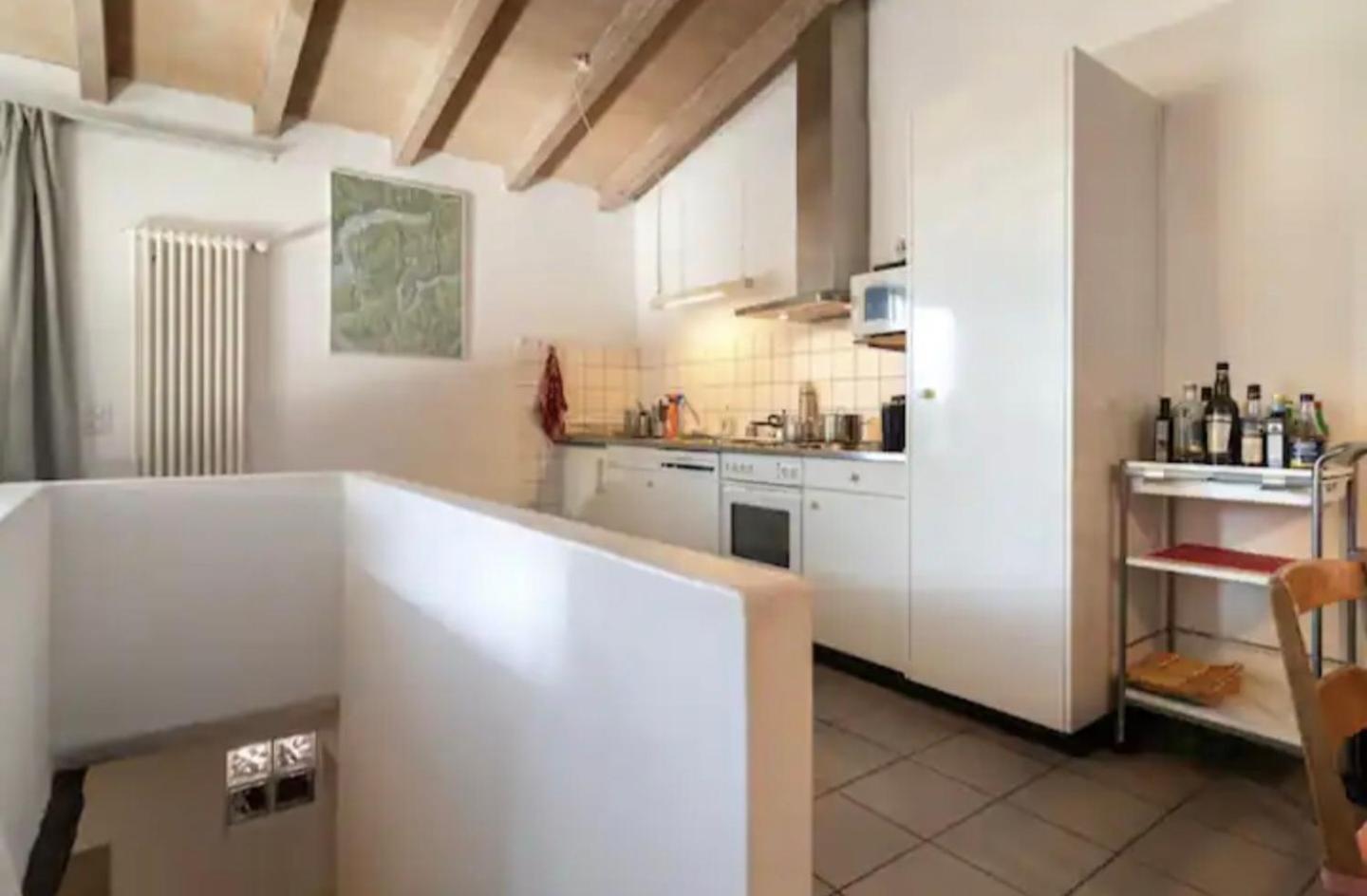 Casa Vista Cadro Executive