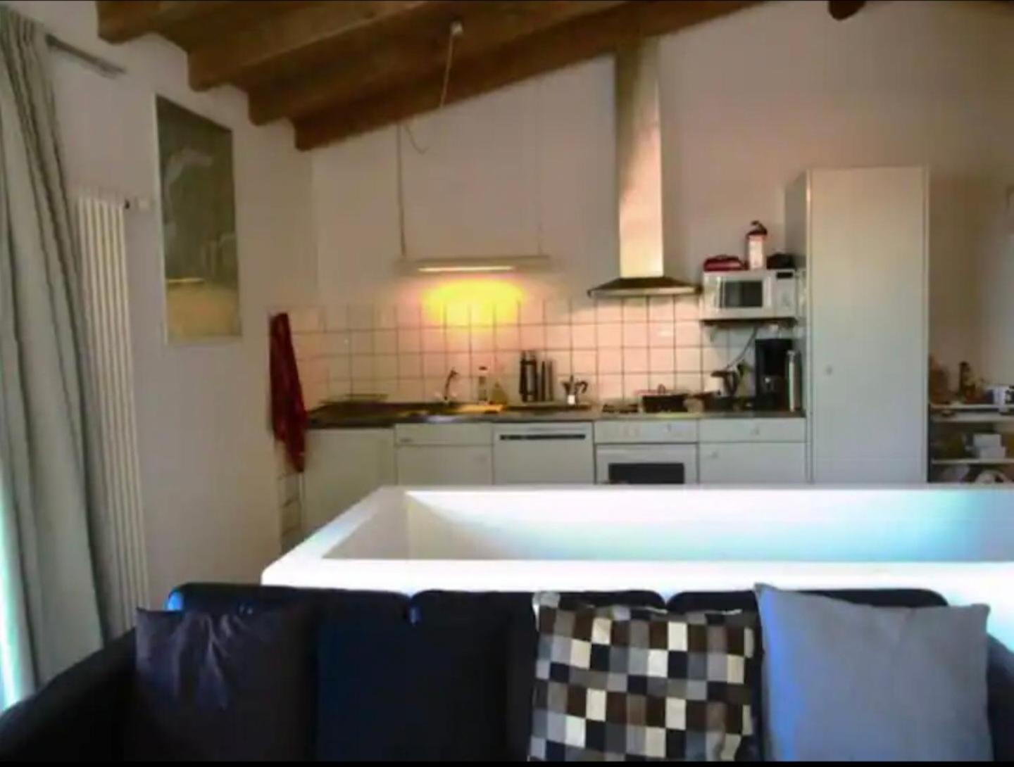 Casa Vista Cadro Executive