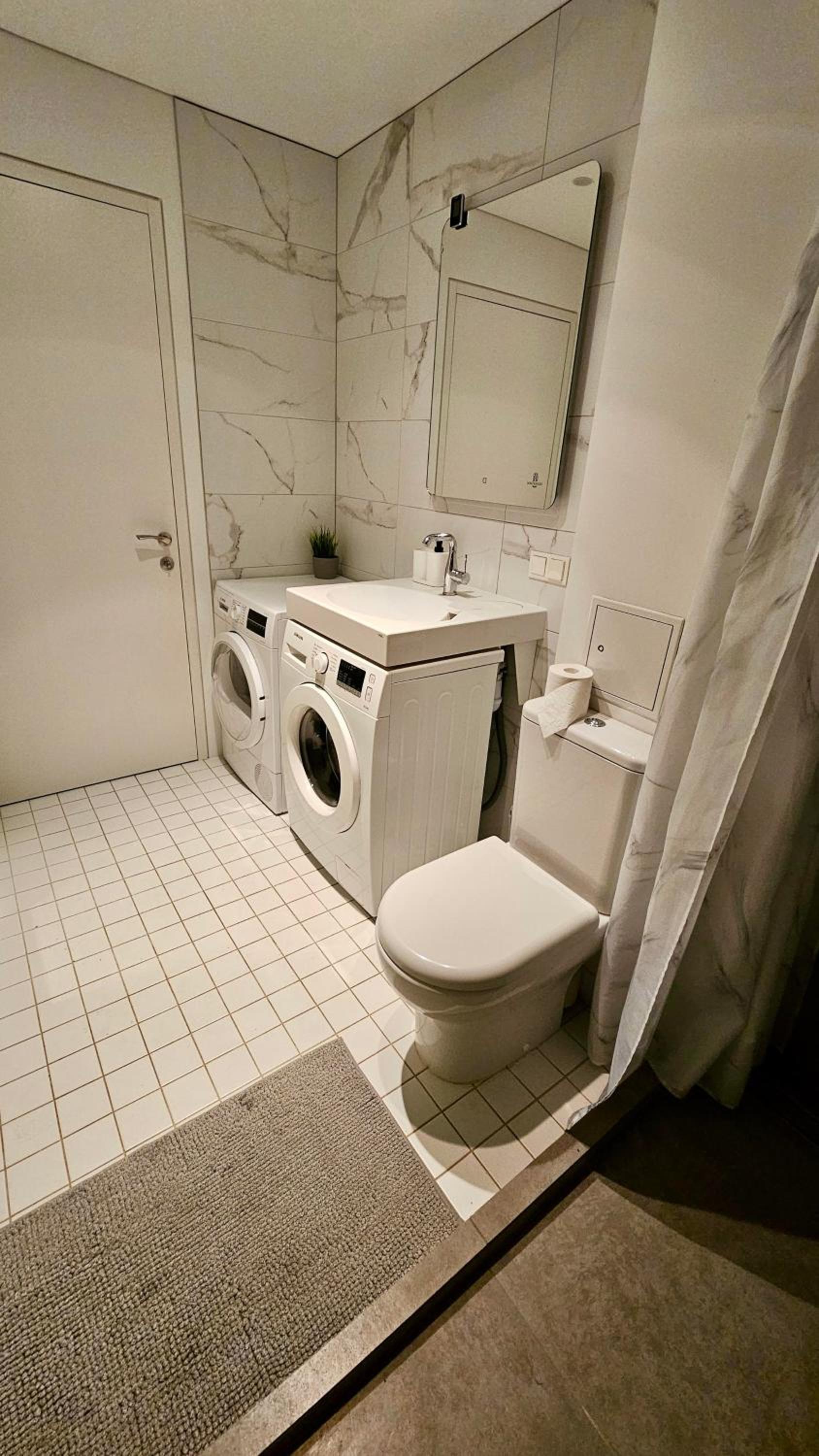 Zhouse apartamentai netoli PC Akropolis