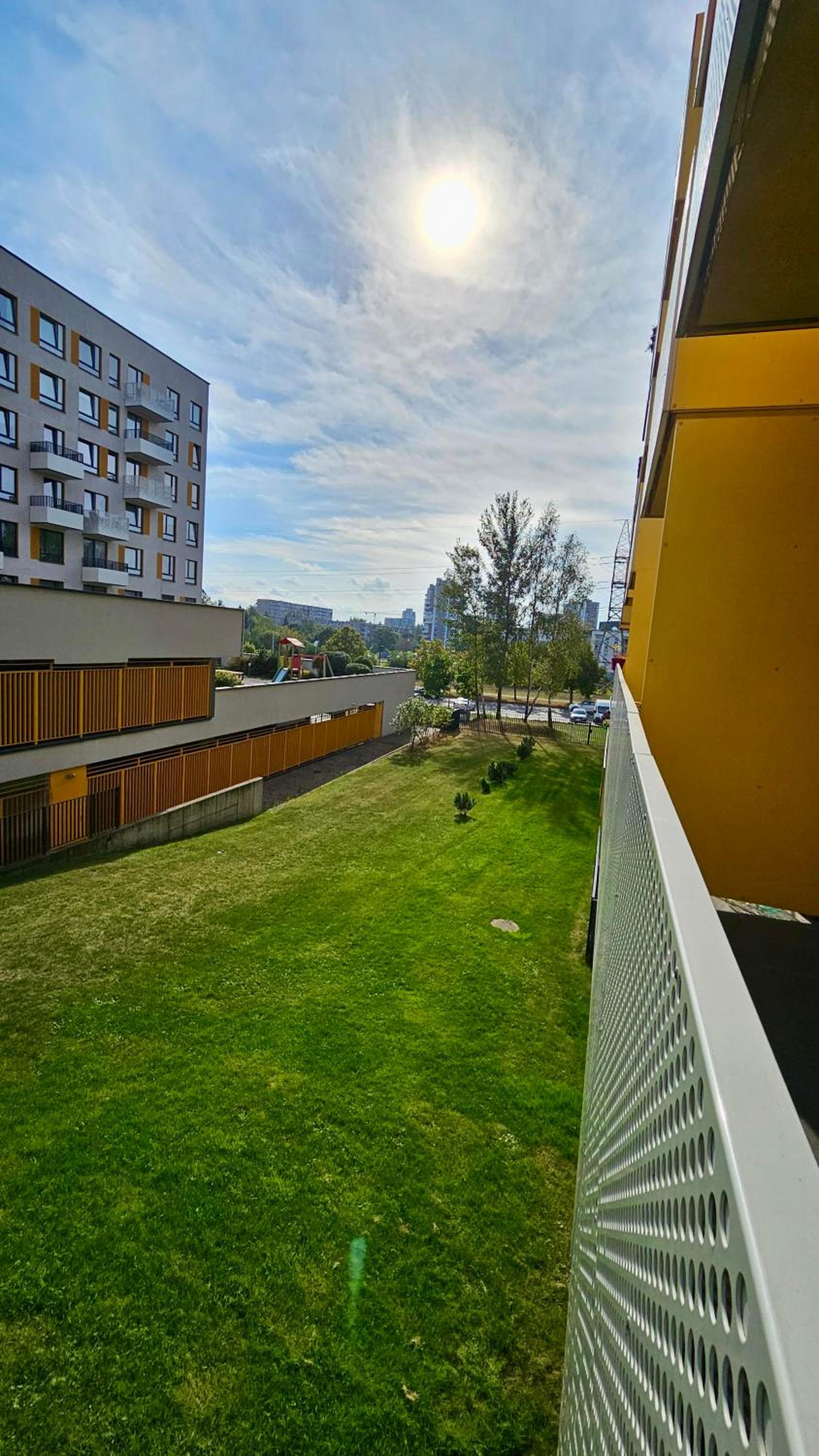 Zhouse apartamentai netoli PC Akropolis