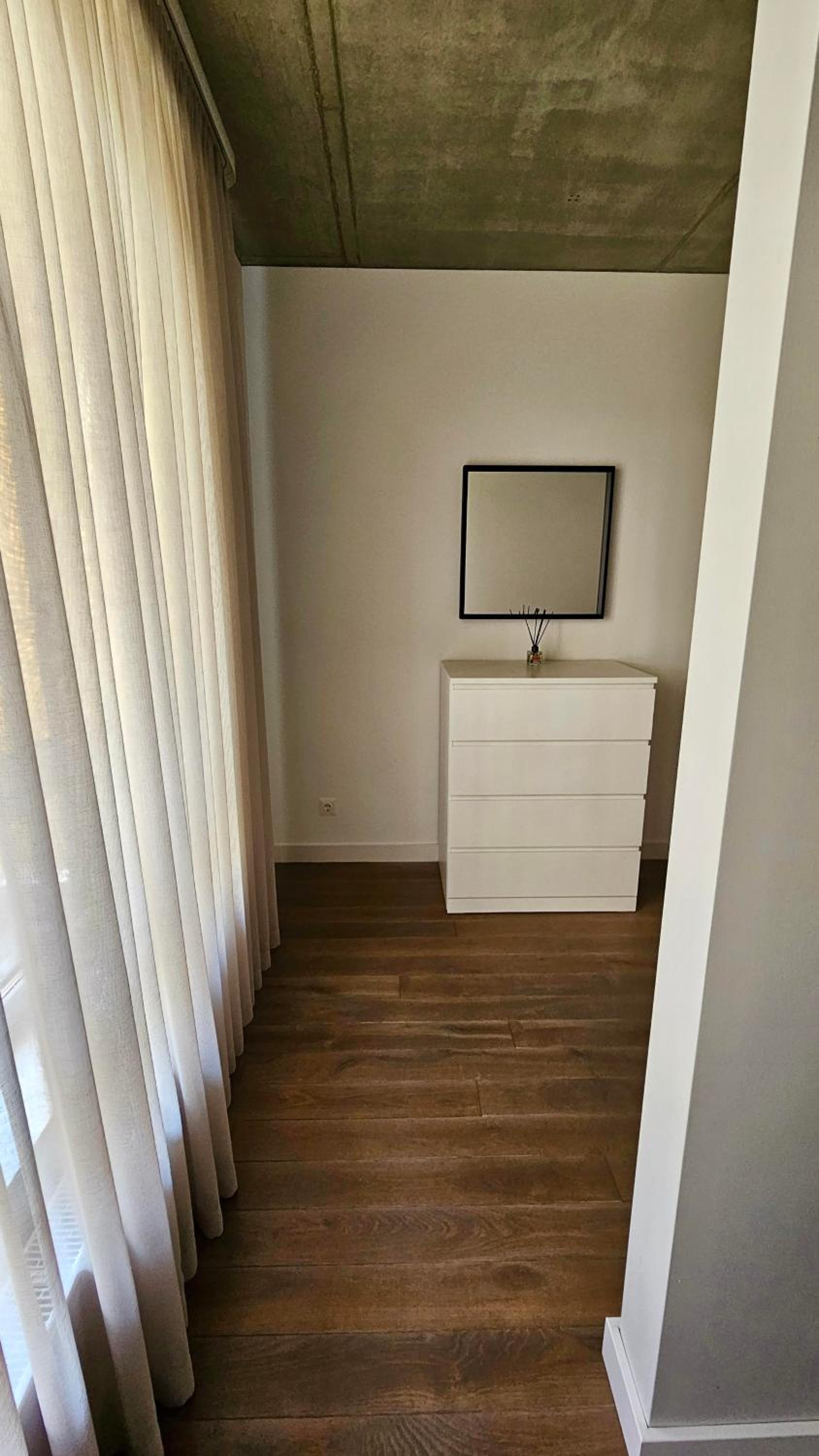 Zhouse apartamentai netoli PC Akropolis
