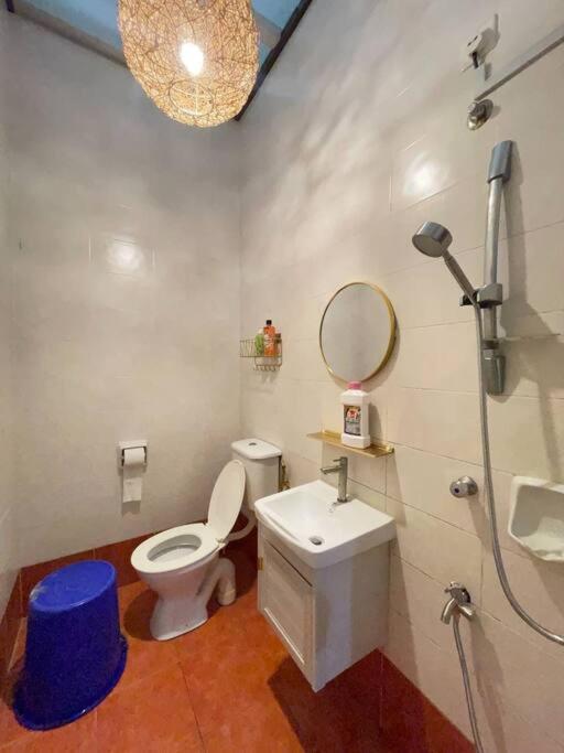 Taman Daya 3B2RGameRoom 2km Austin - 8 pax
