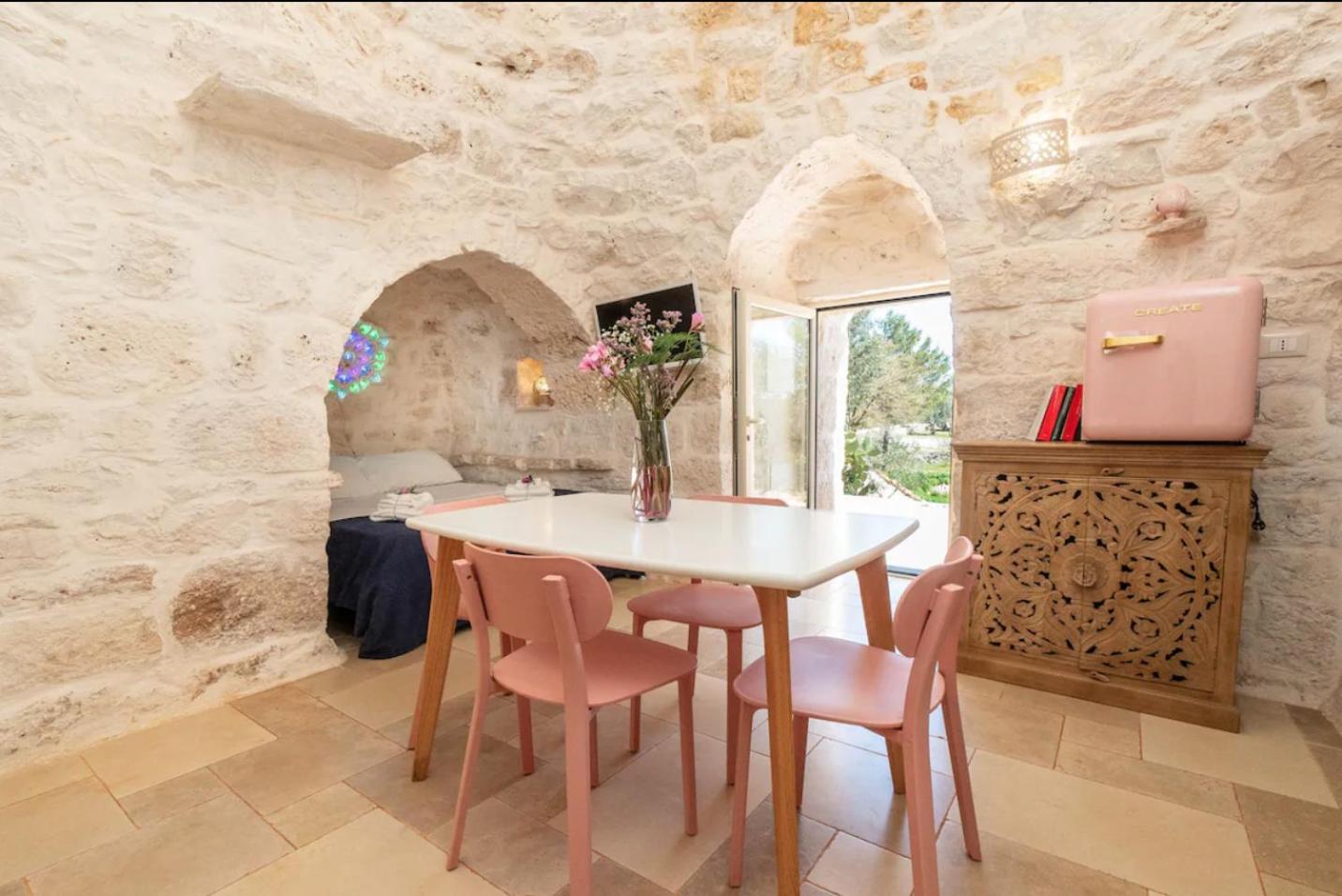 Siede la Terra - Trullo con piscina view 3