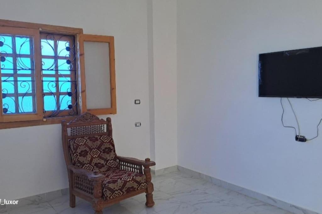 Al Hayat house