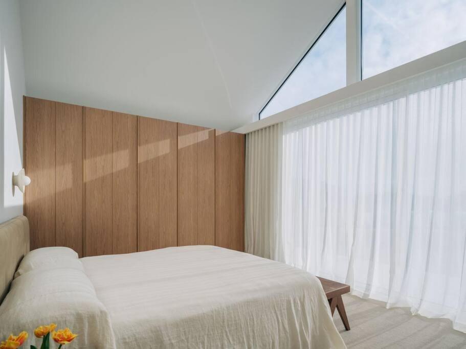 The Bay House - Luxury house in Opossum Bay with fire pit and pizza oven