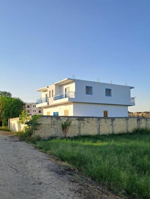Al Hayat house