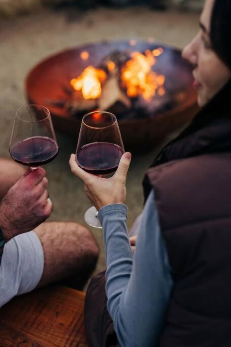 The Bay House - Luxury house in Opossum Bay with fire pit and pizza oven