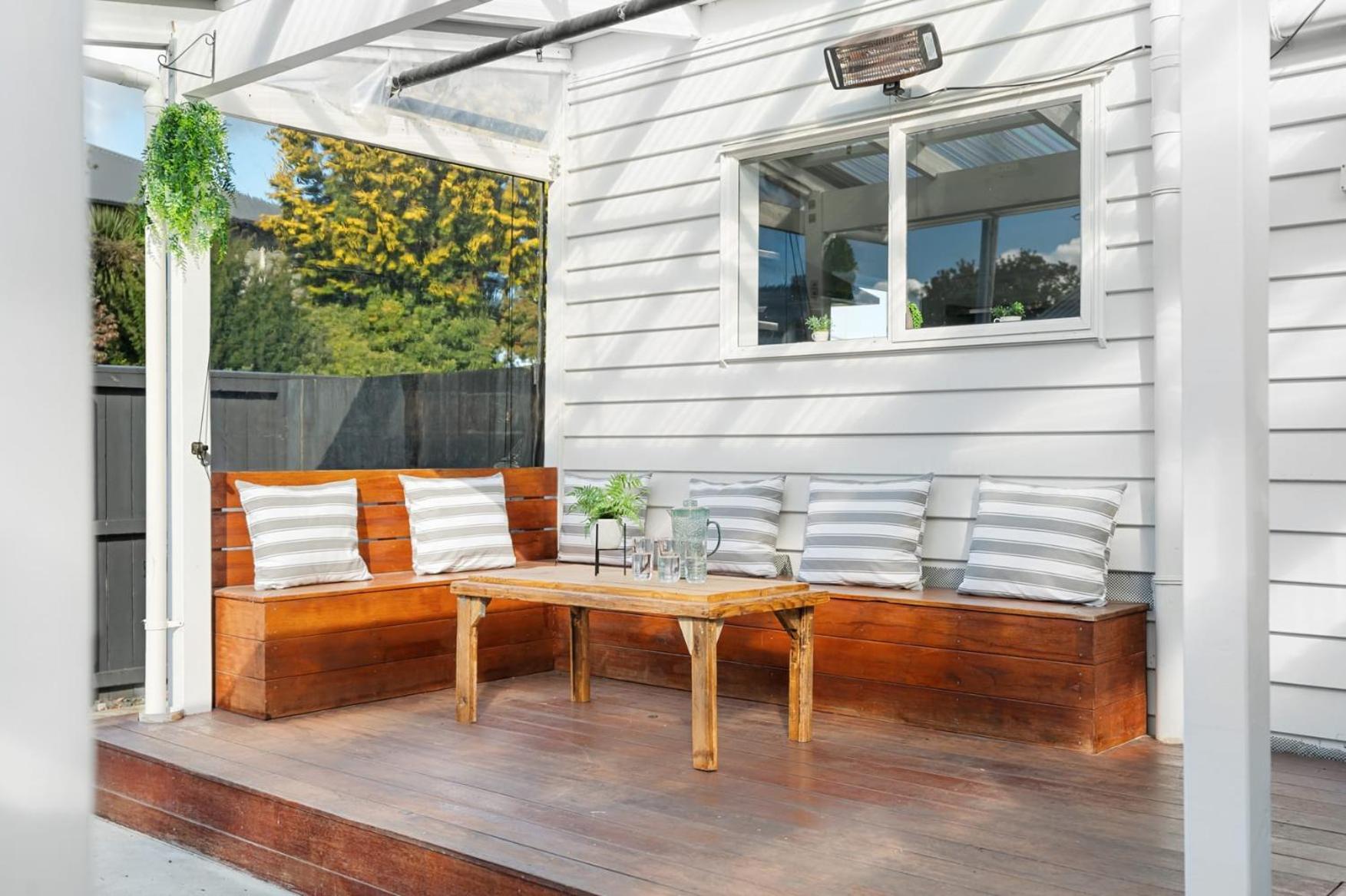 Central City Villa perfect for up to 12-guests