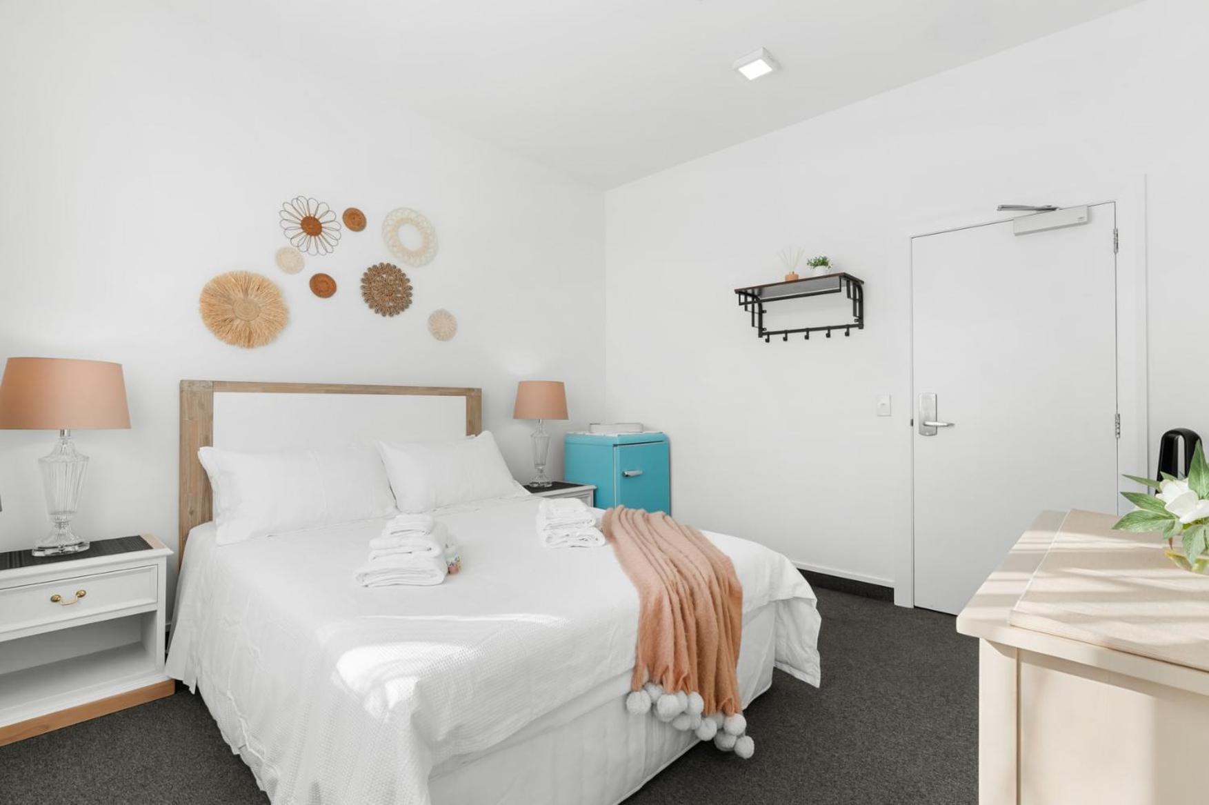 Central City Villa perfect for up to 12-guests