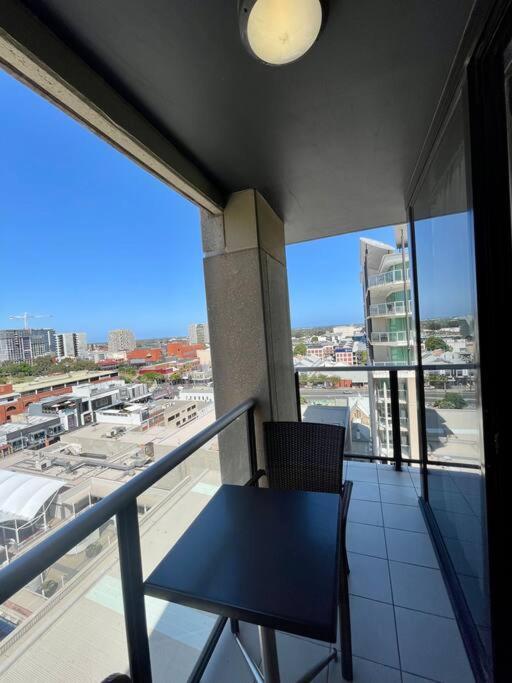 Hotel 2br Apartment With City View