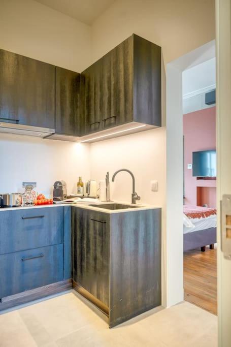 Ghent's Historic Gem - Your Perfect Hideaway