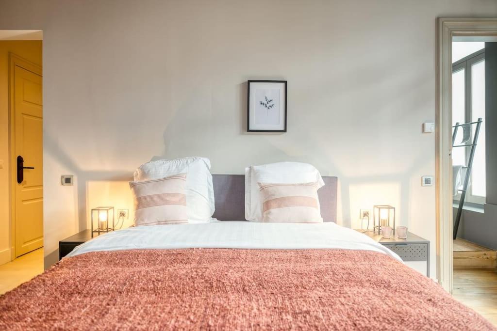 Ghent's Historic Gem - Your Perfect Hideaway
