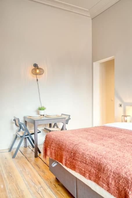 Ghent's Historic Gem - Your Perfect Hideaway