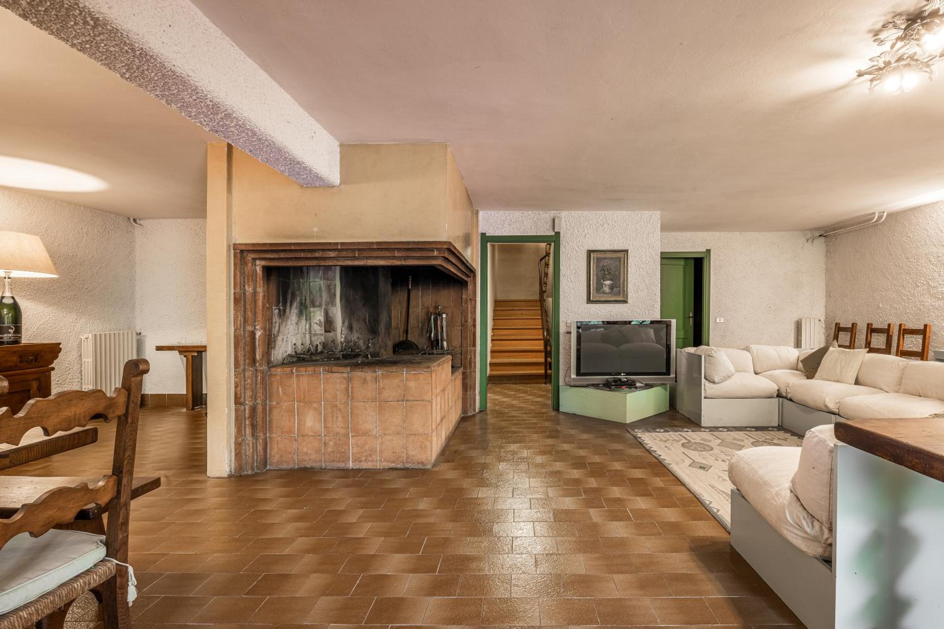 Villa La Bruscola by Mmega view 5