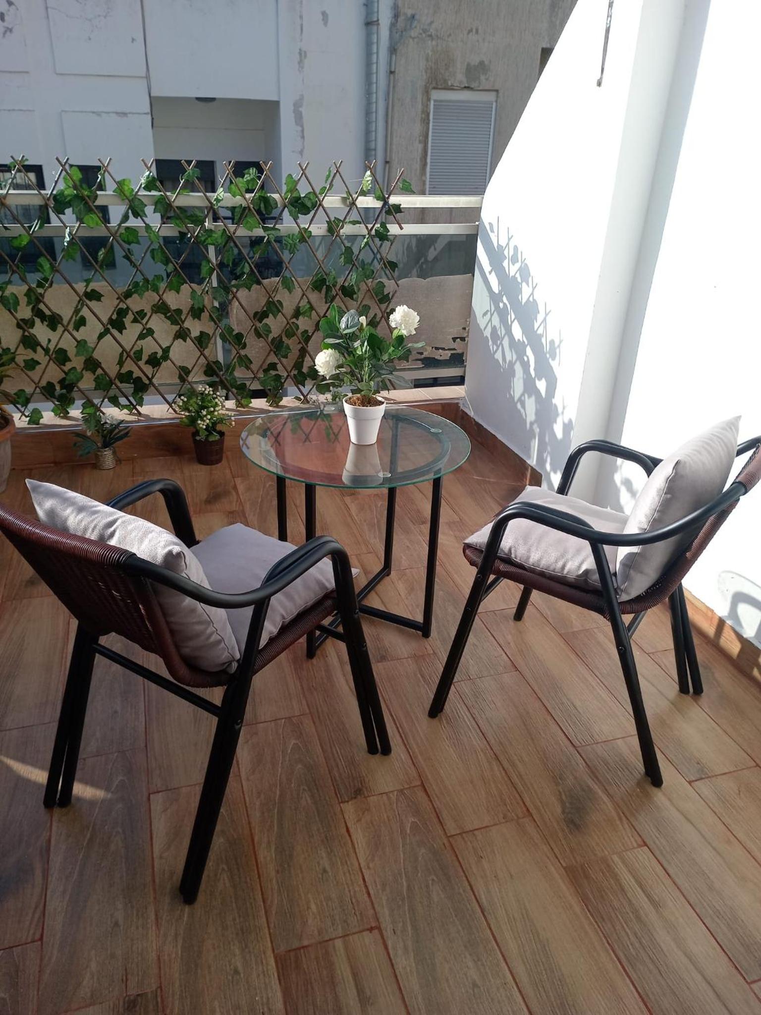 Large 2 Bedrooms Renovated Apt in Tanger Center with Terrace with 10 DAYS MINIMUM