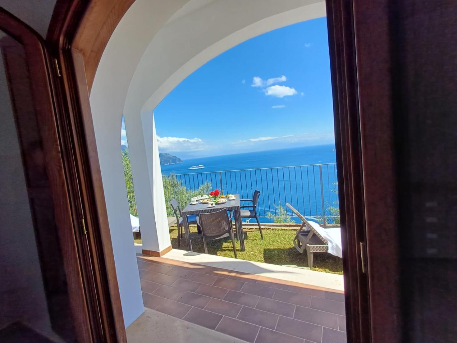 Minerva Di Lone photo 5