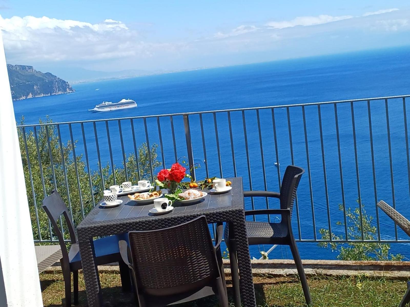 Minerva Di Lone photo 3