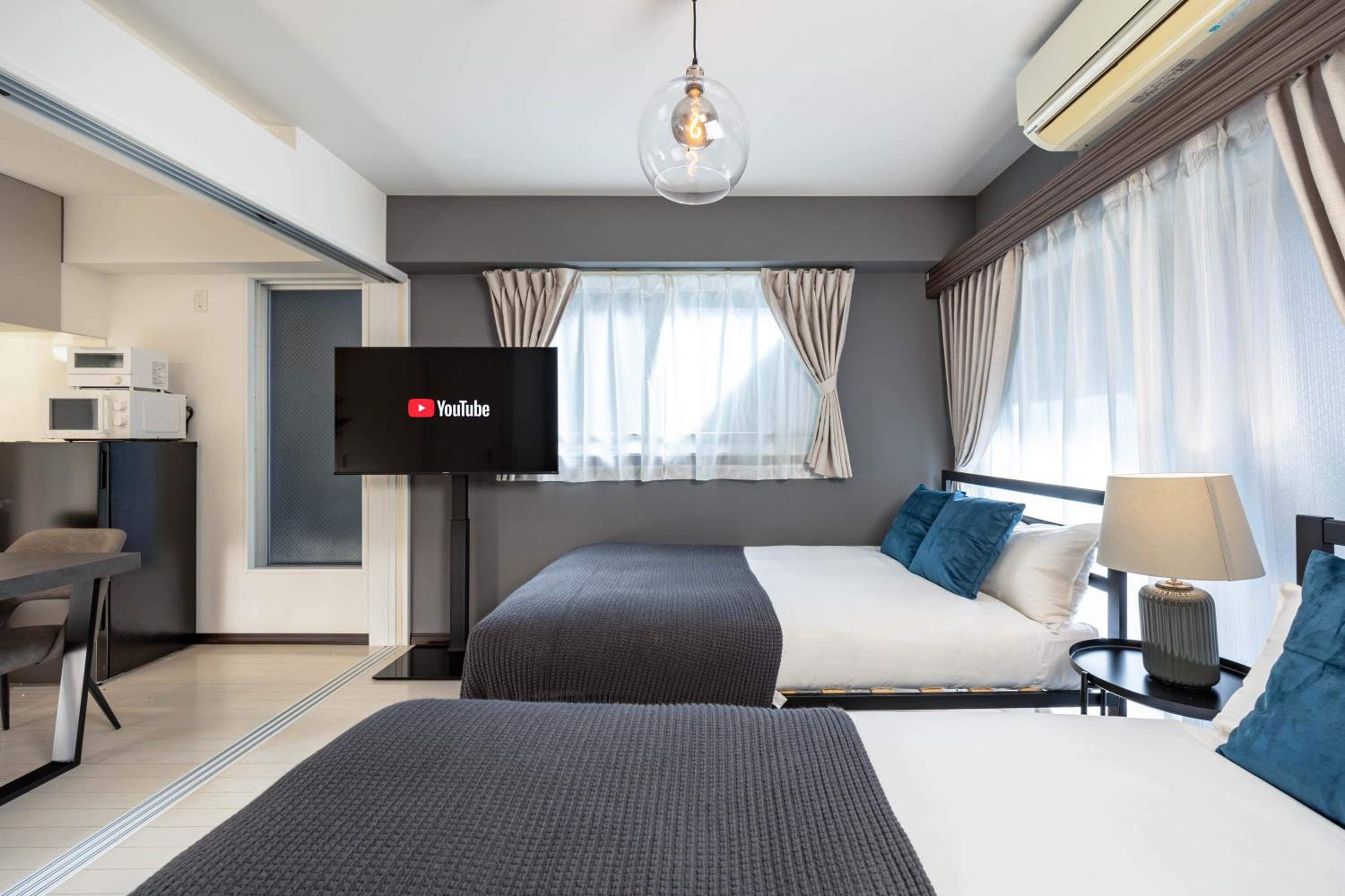 ＭＥＬＬ－ＴＨＥＡＴＥＲ ＲＥＳＯＲＴ