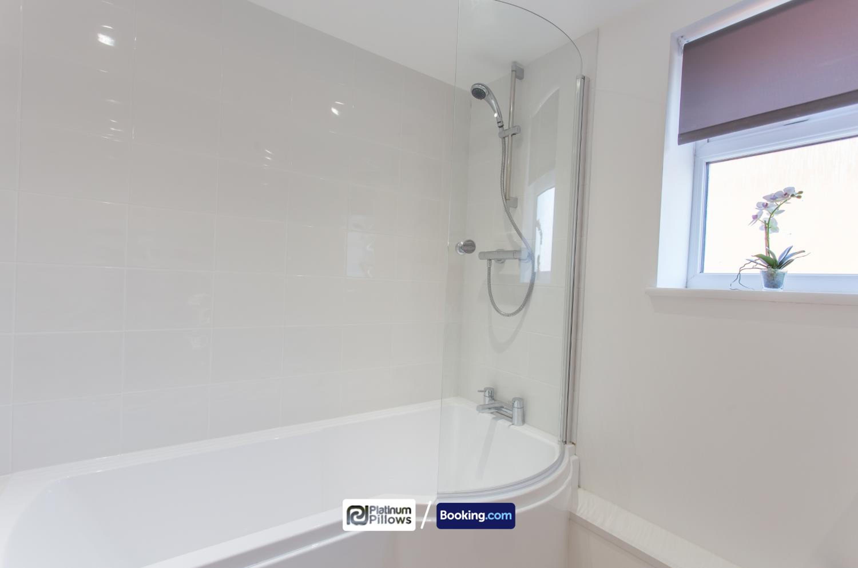Oxford Vacations - Two Bedroom Pinnocks Lodge Apartment close to JR Hospital By Platinum Pillows Short Lets Serviced Accommodation Oxford - Property Image 35