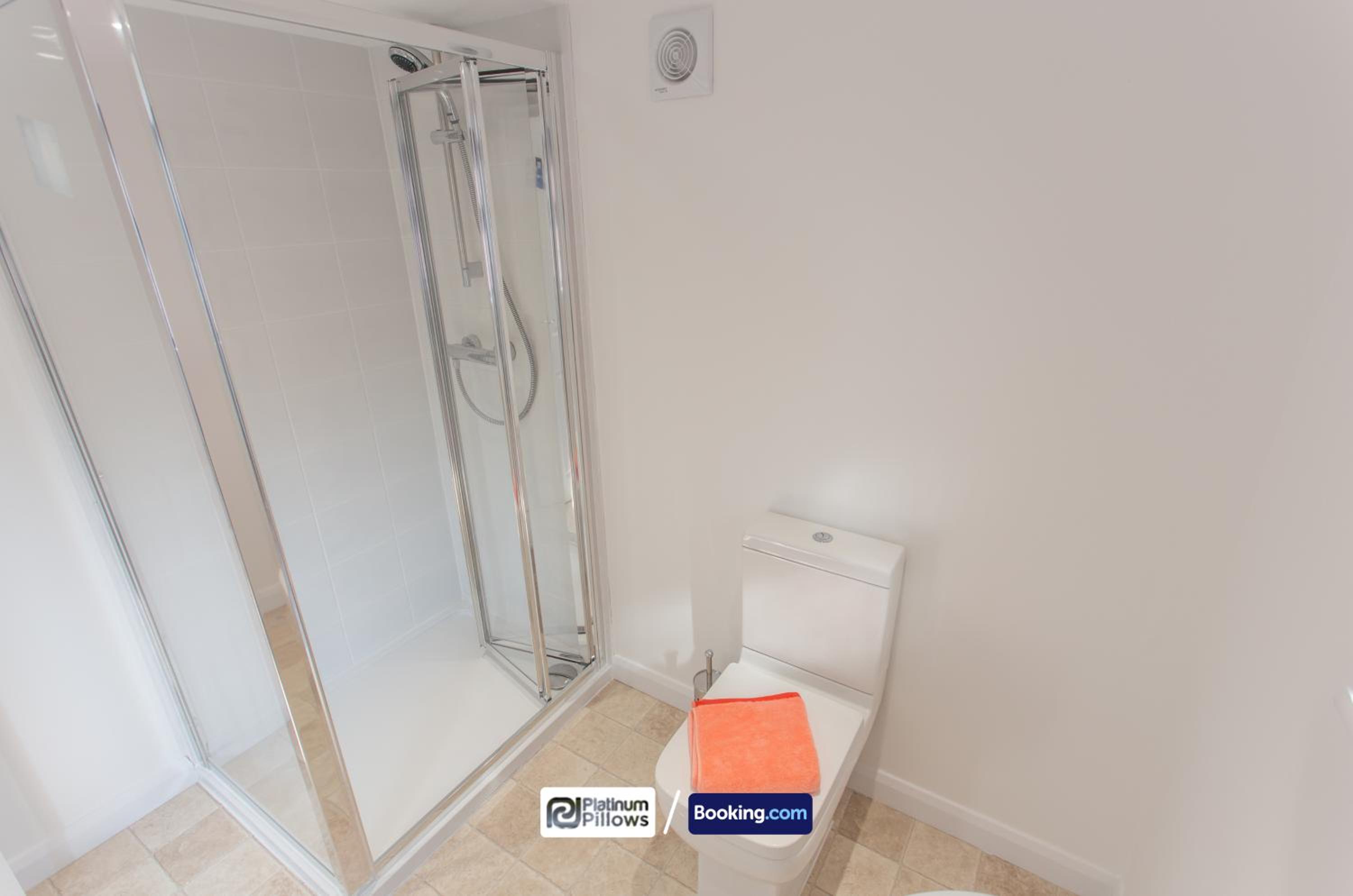 Oxford Vacations - Two Bedroom Pinnocks Lodge Apartment close to JR Hospital By Platinum Pillows Short Lets Serviced Accommodation Oxford - Property Image 38