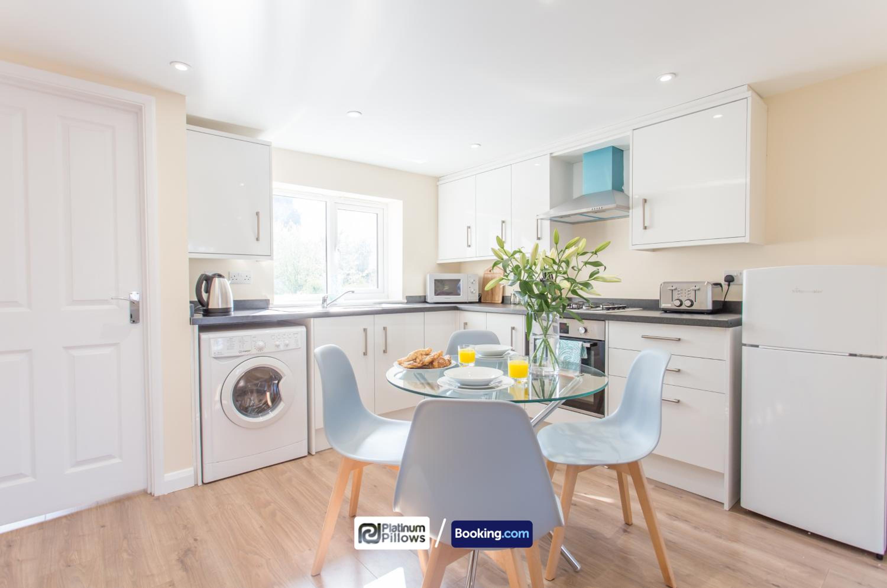 Oxford Vacations - Two Bedroom Pinnocks Lodge Apartment close to JR Hospital By Platinum Pillows Short Lets Serviced Accommodation Oxford - Property Image 64