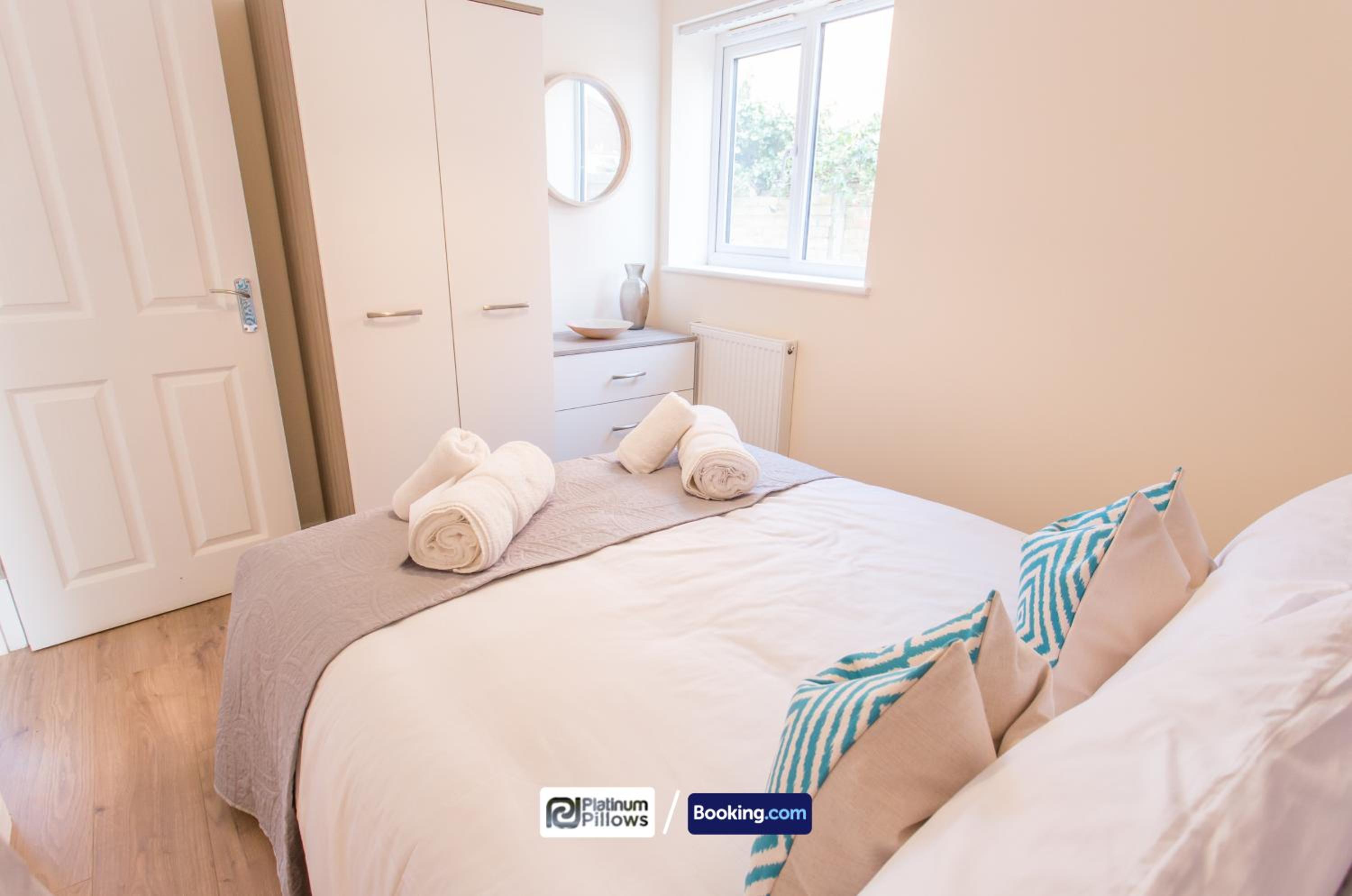 Oxford Vacations - Two Bedroom Pinnocks Lodge Apartment close to JR Hospital By Platinum Pillows Short Lets Serviced Accommodation Oxford - Property Image 31