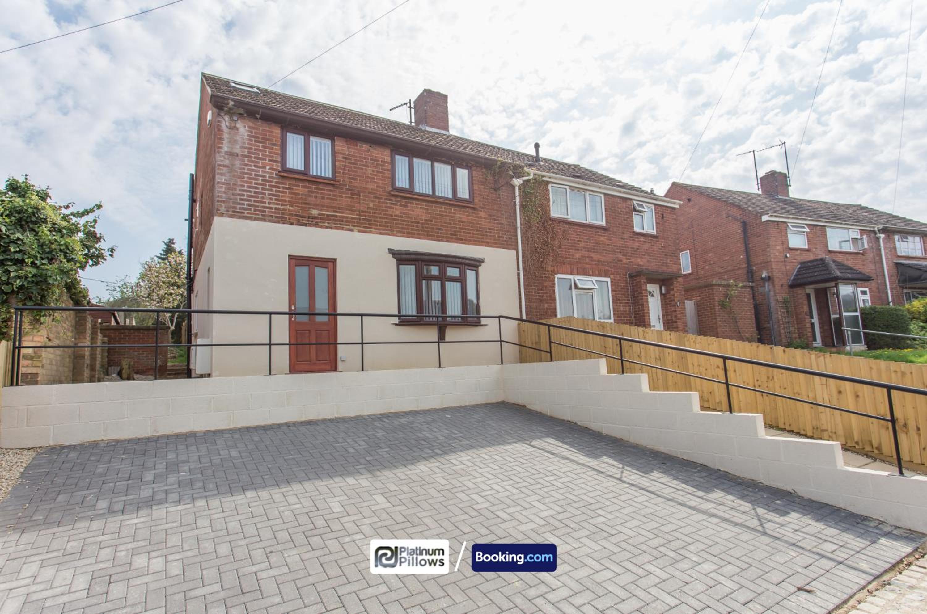 Oxford Vacations - Two Bedroom Pinnocks Lodge Apartment close to JR Hospital By Platinum Pillows Short Lets Serviced Accommodation Oxford - Property Image 22