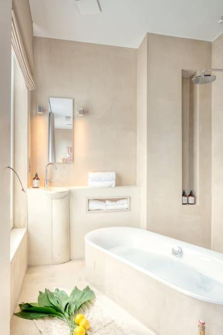 Light-Filled Haven in Ghent