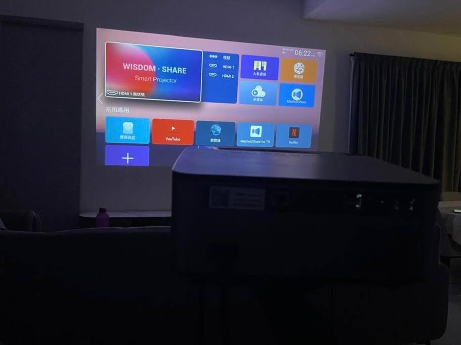 Bukit Indah Double Storey House nearby AEON - Legoland - Tuas - 9Pax