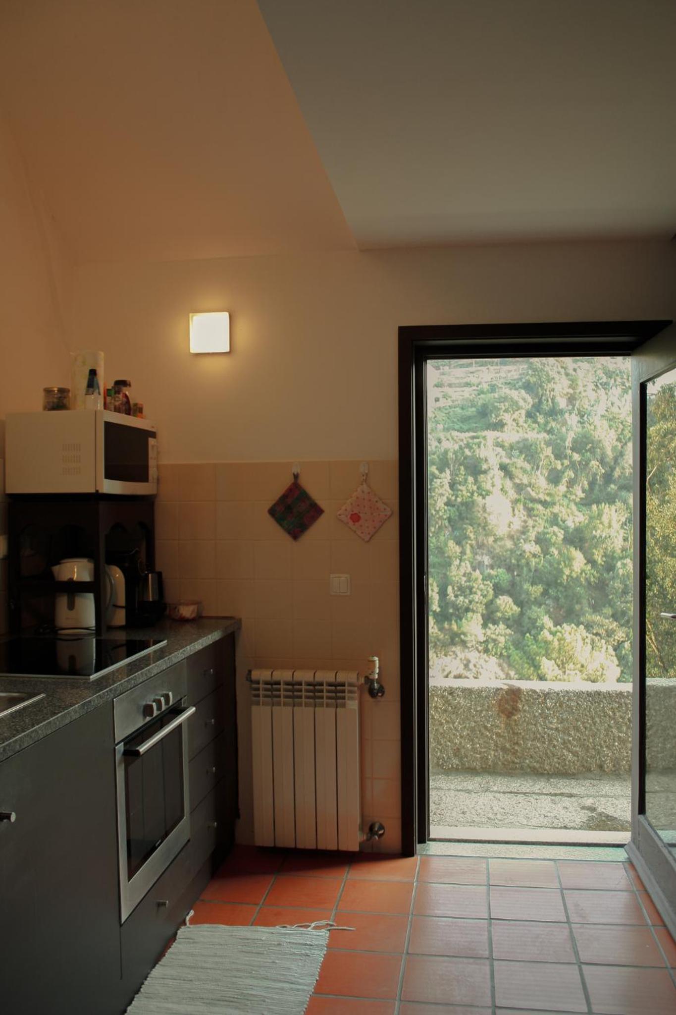 Casa de Gondomil view 4
