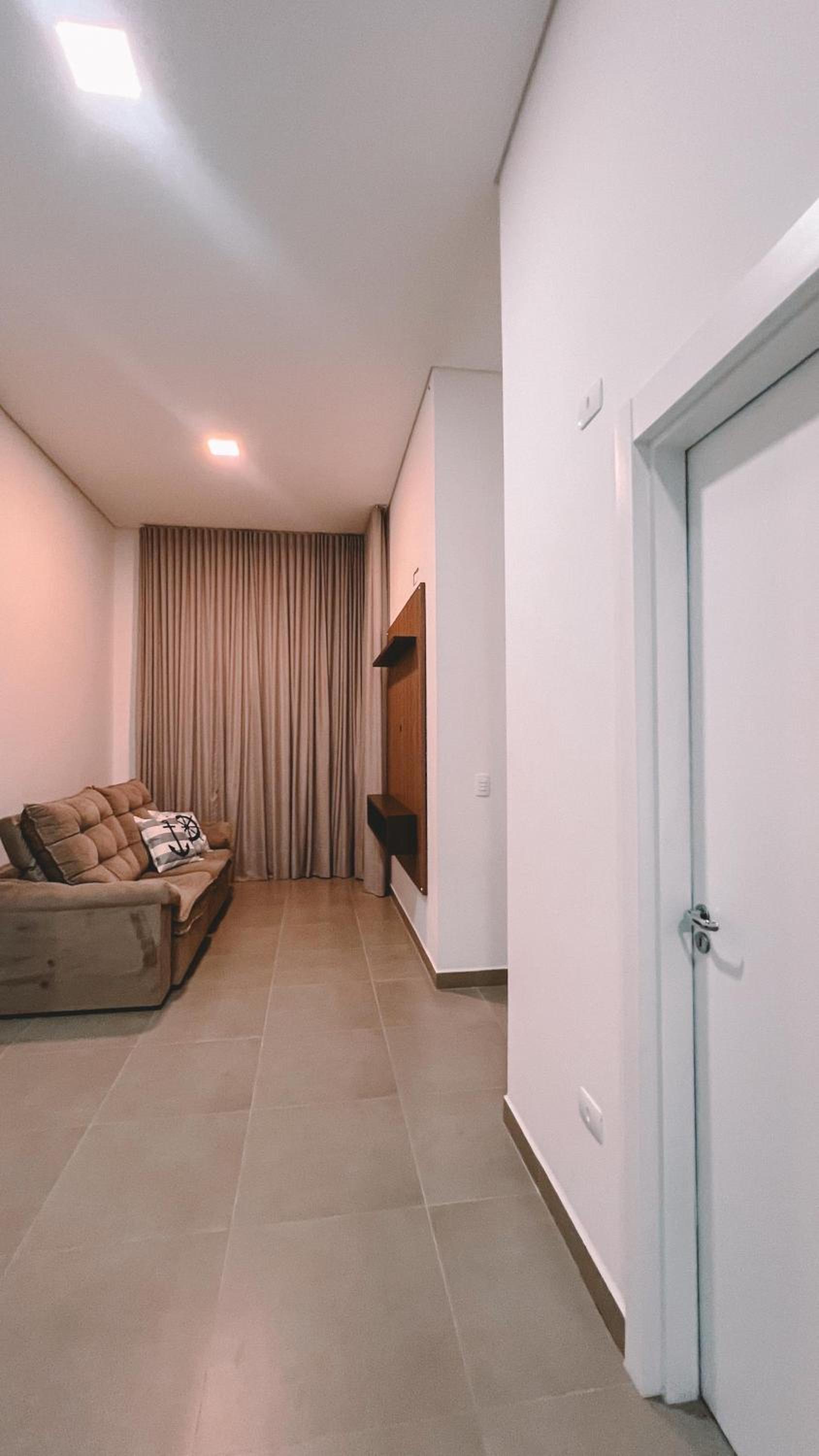 Casa com piscina a 200m da Praia - Império Correia - Itapoá