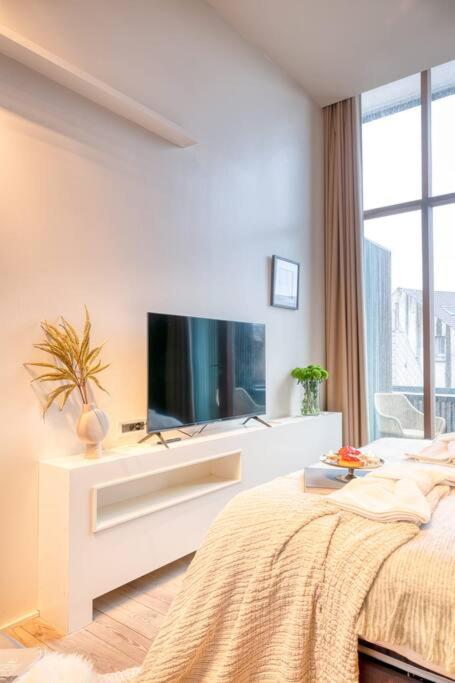 Ideal terraced Studio Retreat in Ghent's Center