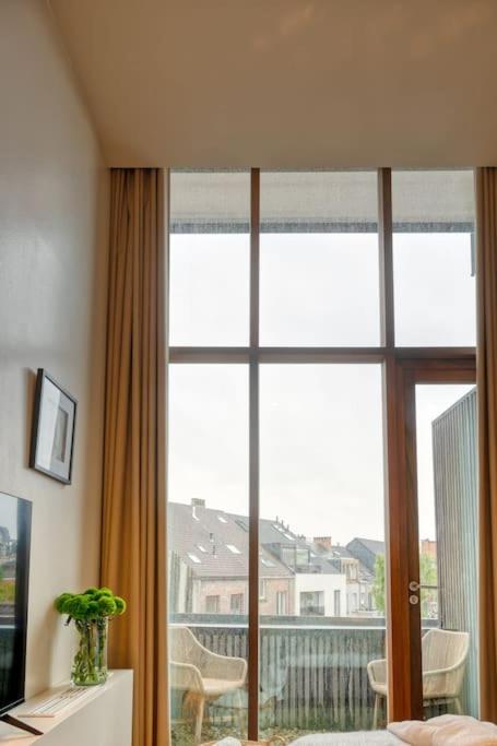 Ideal terraced Studio Retreat in Ghent's Center