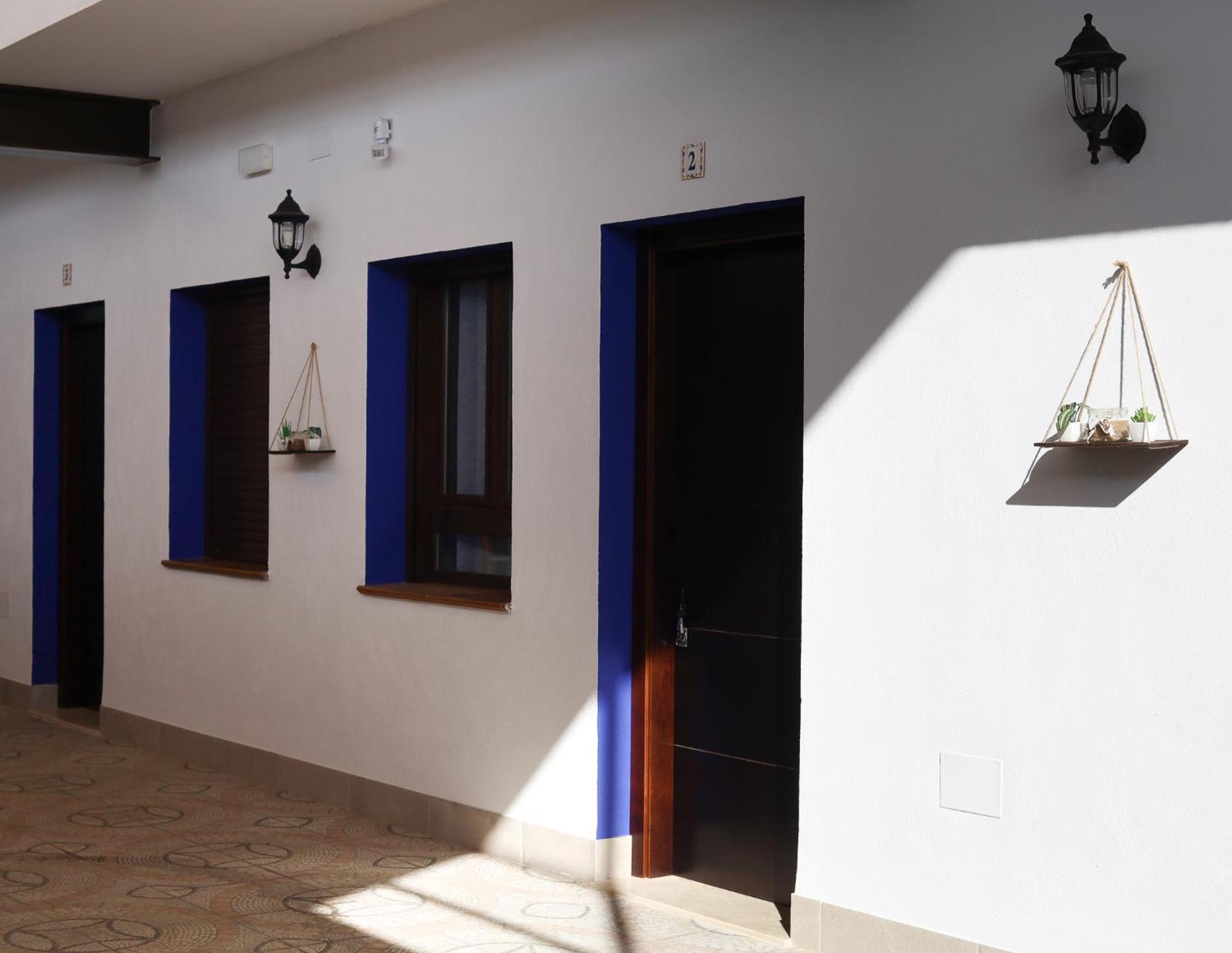 Hospedium DLJ Hostal La Paz