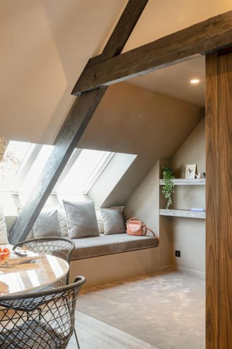 Charming Attic Retreat in Historic Ghent Center