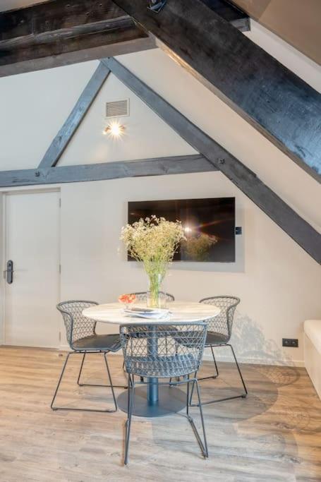 Charming Attic Retreat in Historic Ghent Center