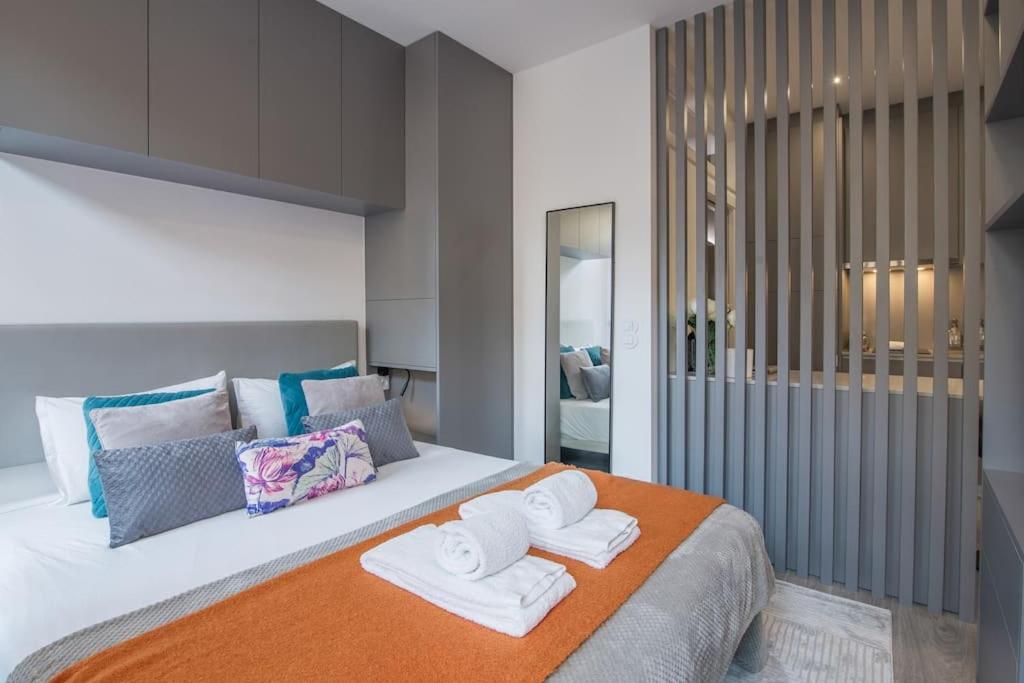 Ribeira Apartments Baixa view 2