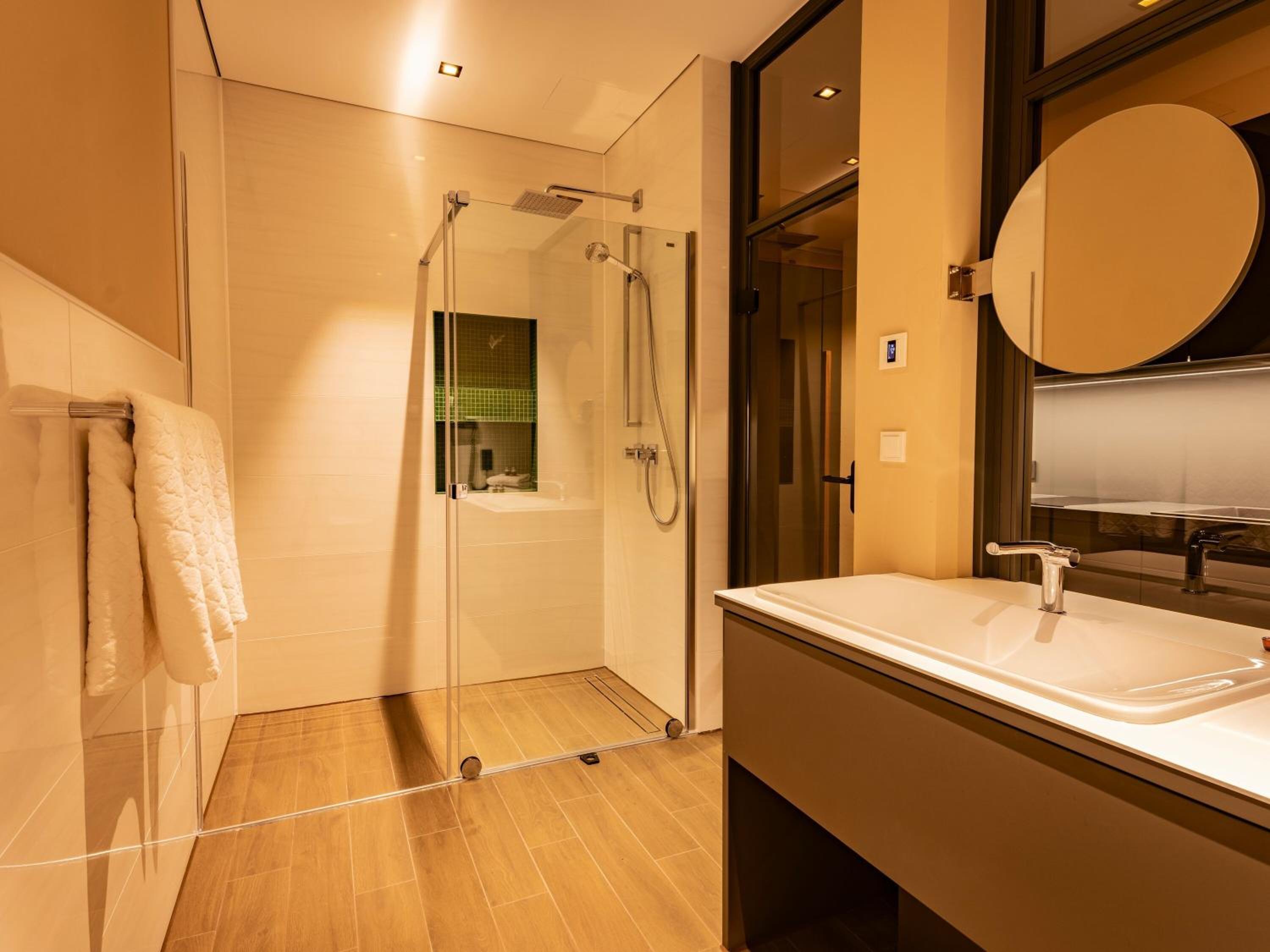 OHANA-Suite by ZZN in Emden