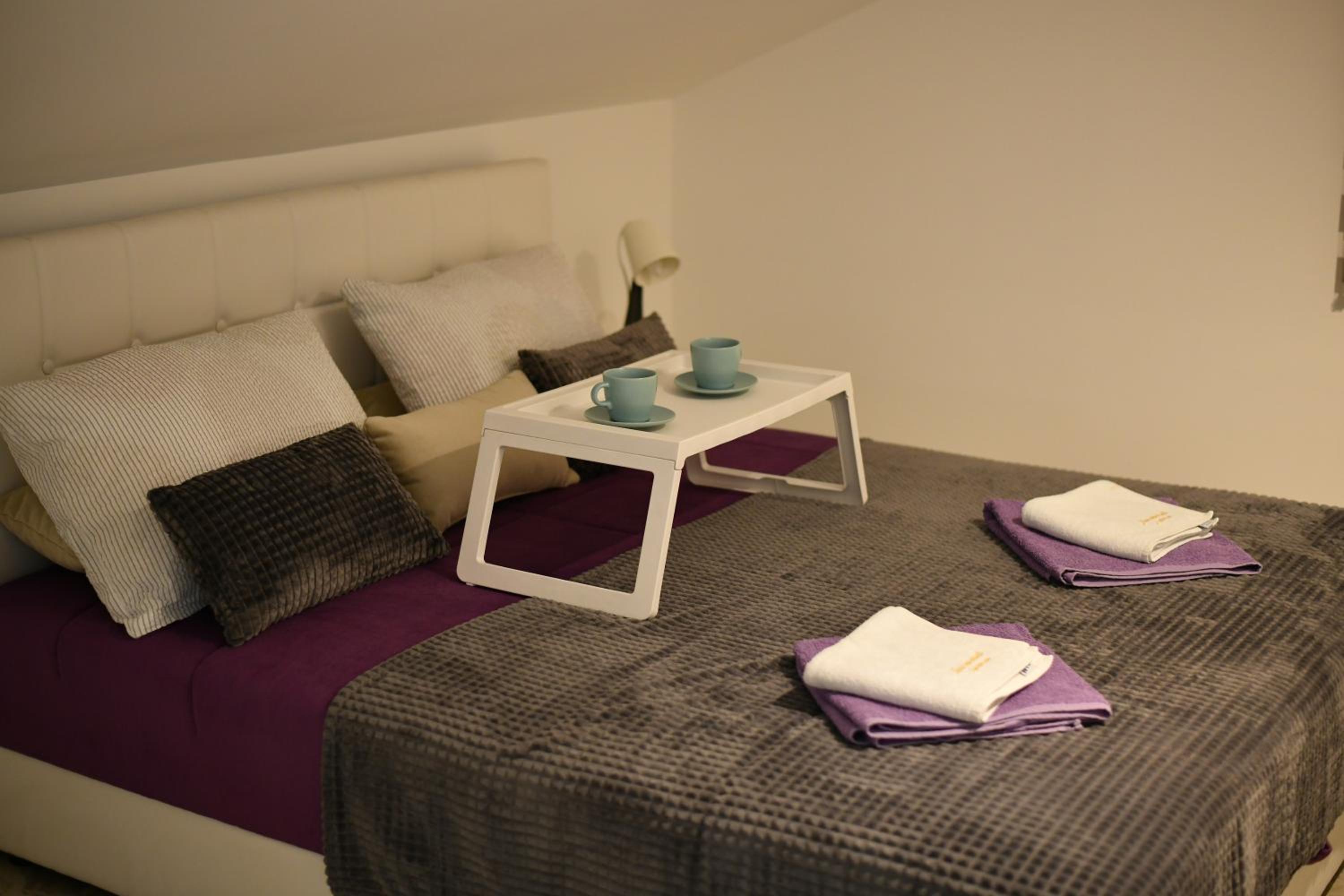 New Moment Lux 2 view 3