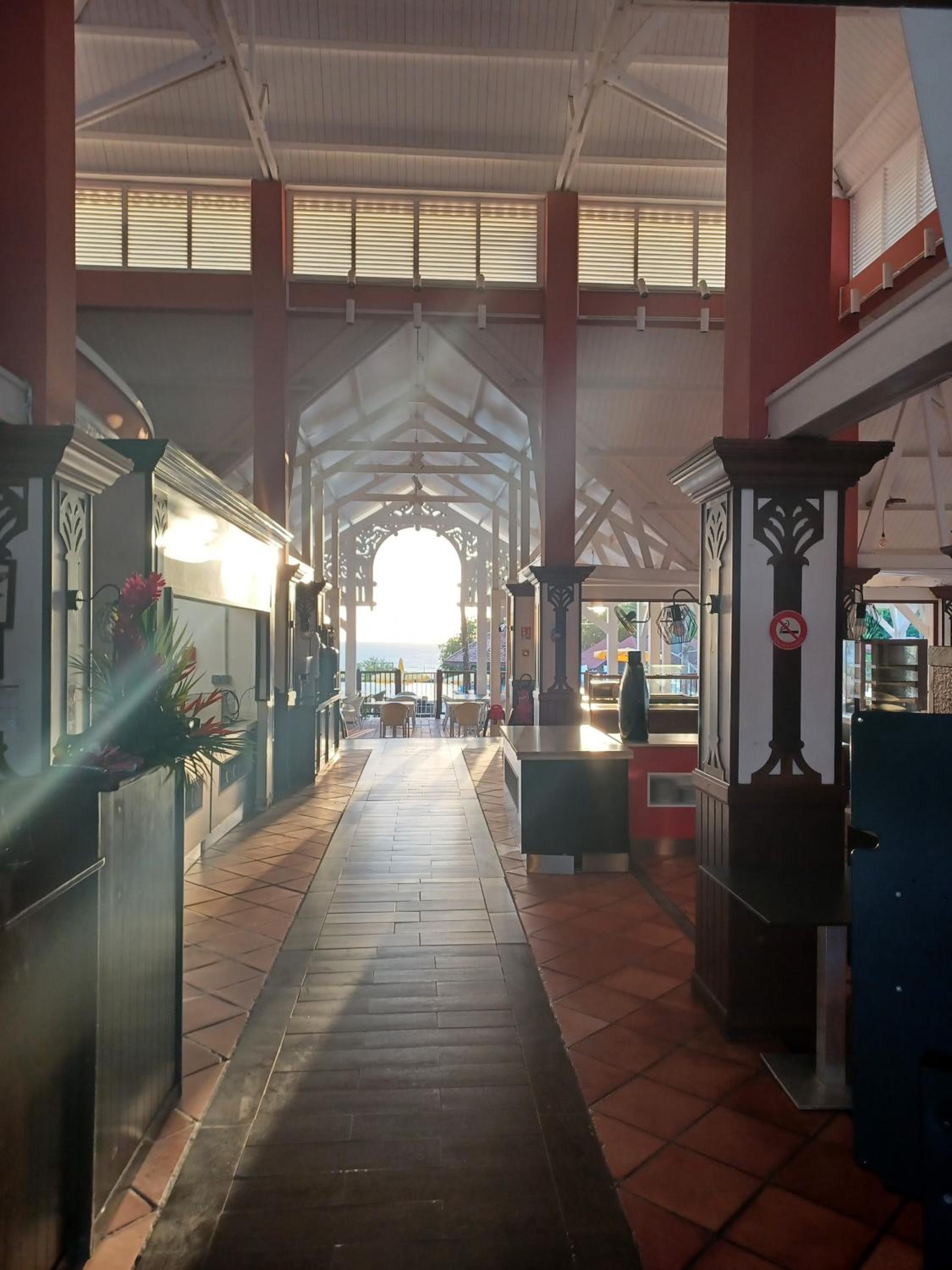 Photo 33