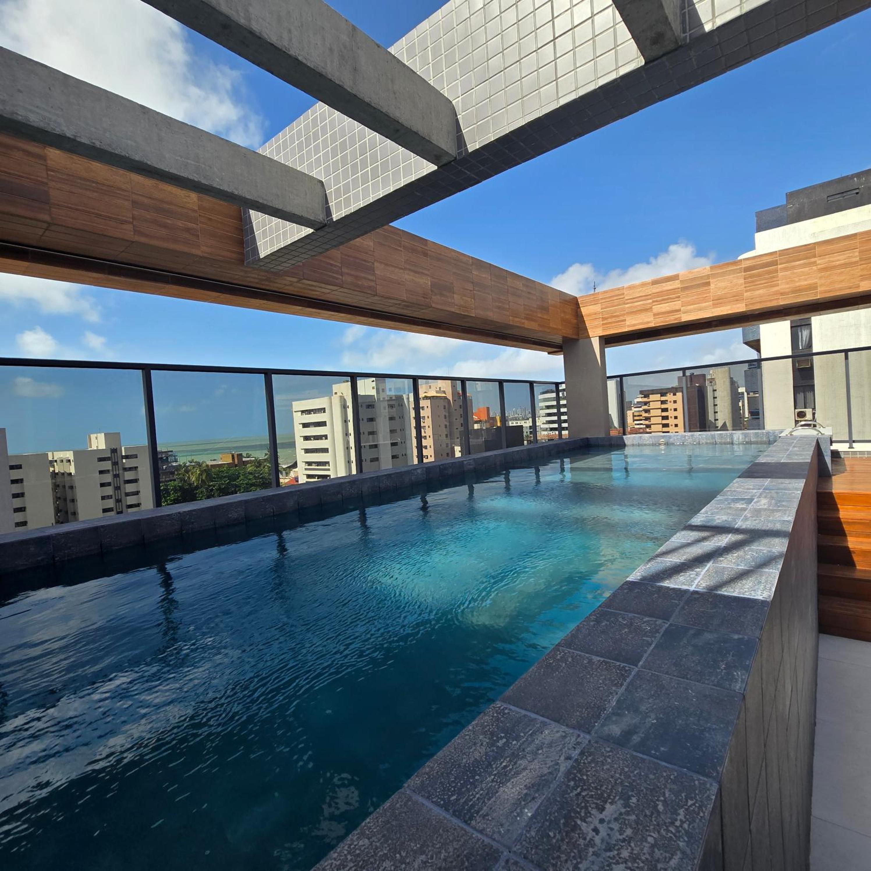 Flat em Intermares com Vista Mar