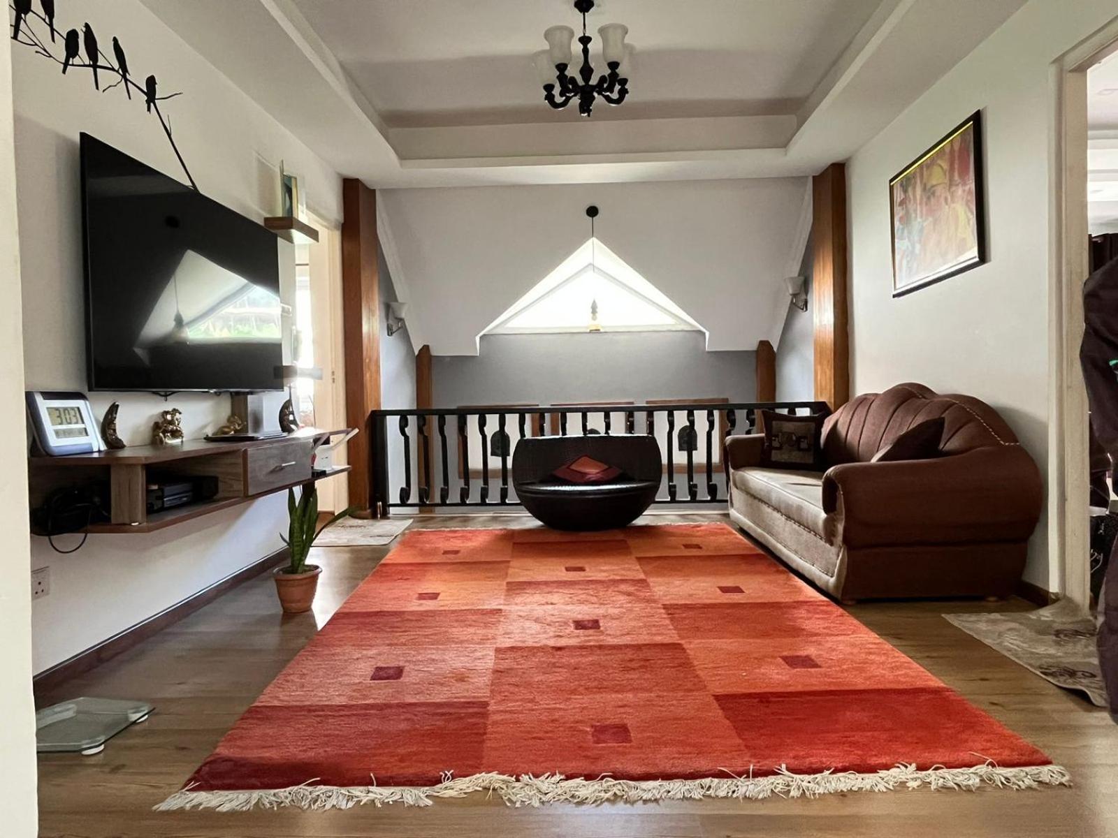 Avlok's house