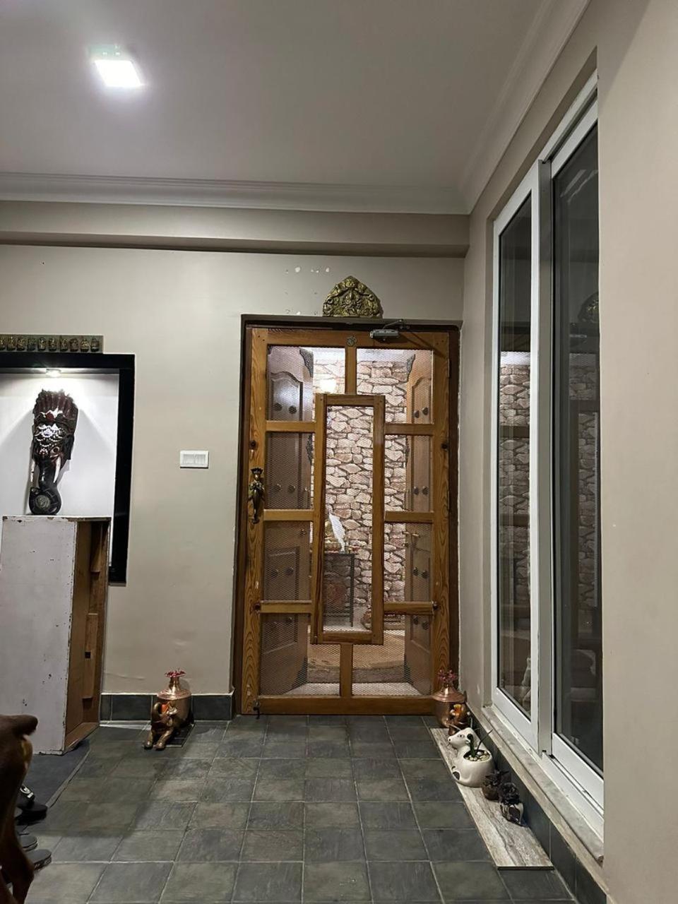 Avlok's house