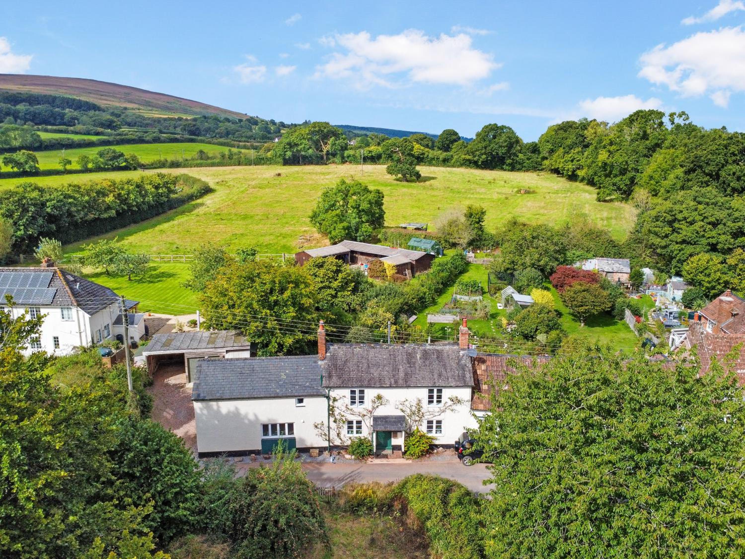 Forge Cottage Wootton Courtenay view 4