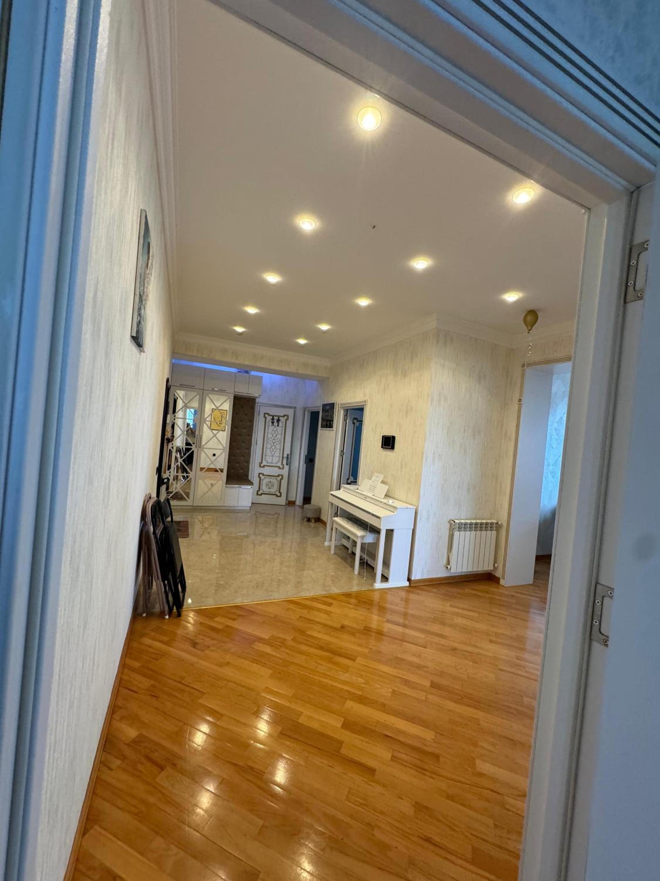 Apartment near Olympic stadium