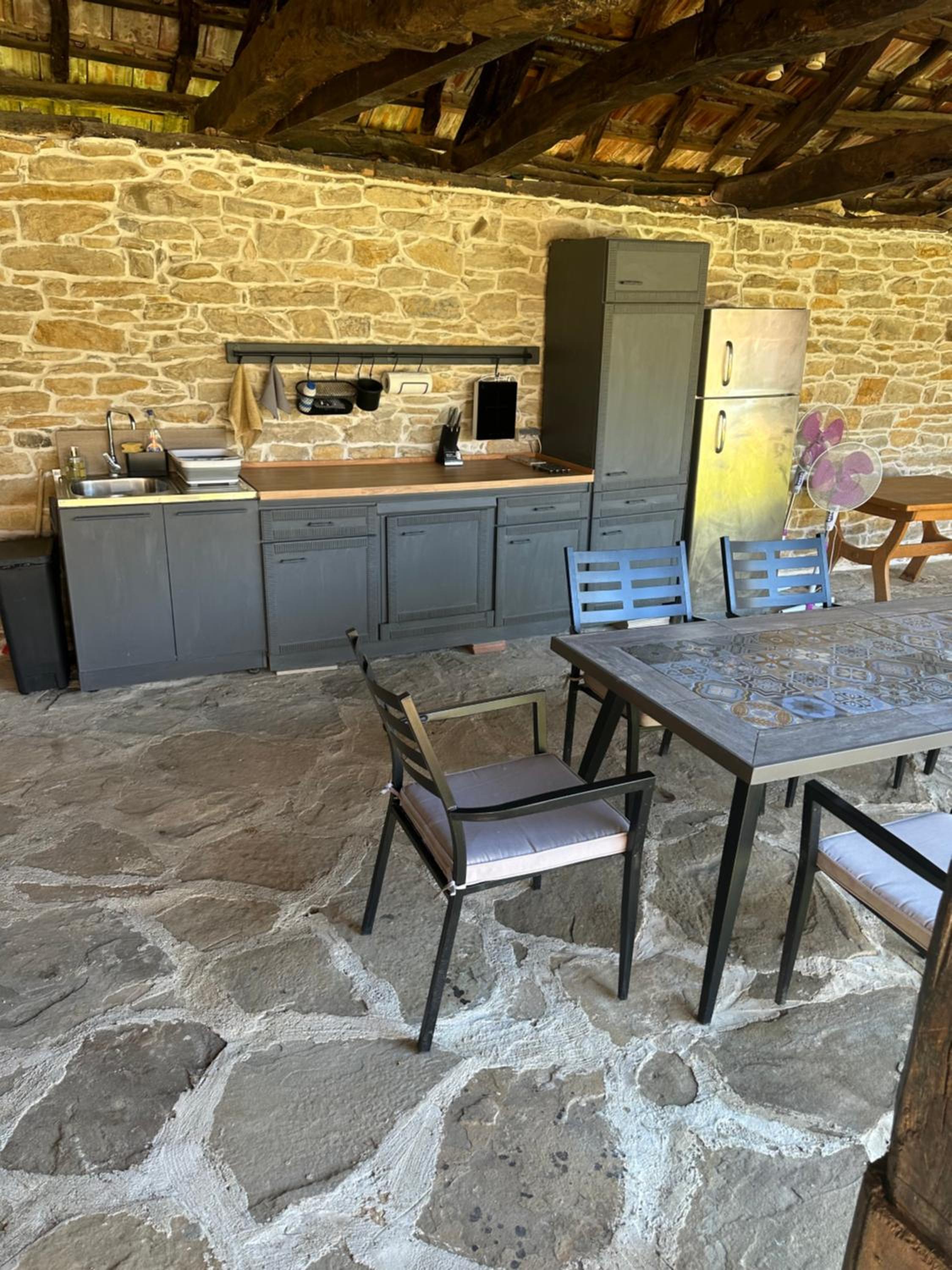 Chez le Colonel Pool House