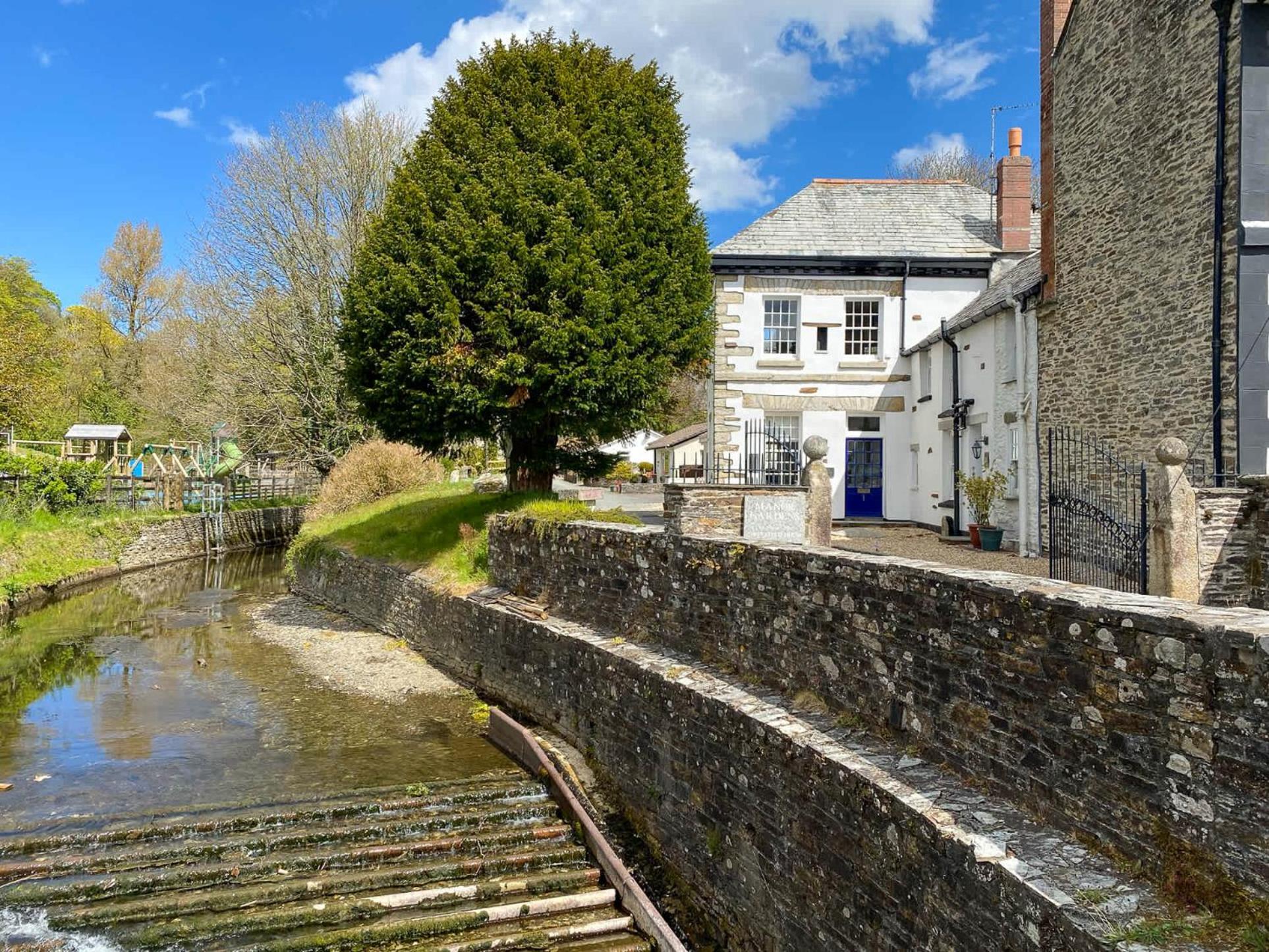 The Cornish Nook Beautiful Grade 2 Listed Building In Cornwall By STAE-Homes view 5