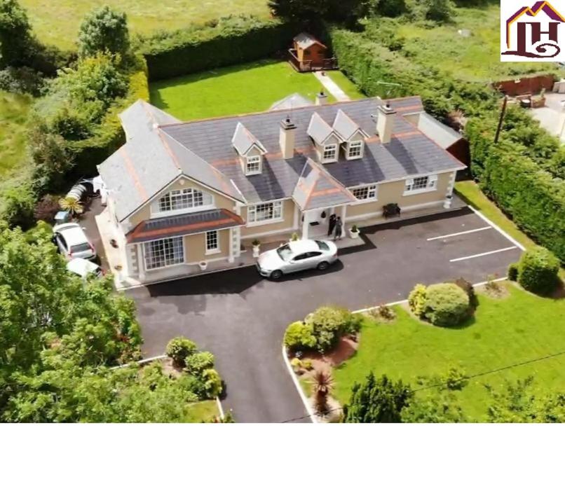 Hotel Leabrook House - Image 1