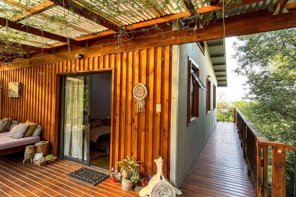 Forest Nook Apartment