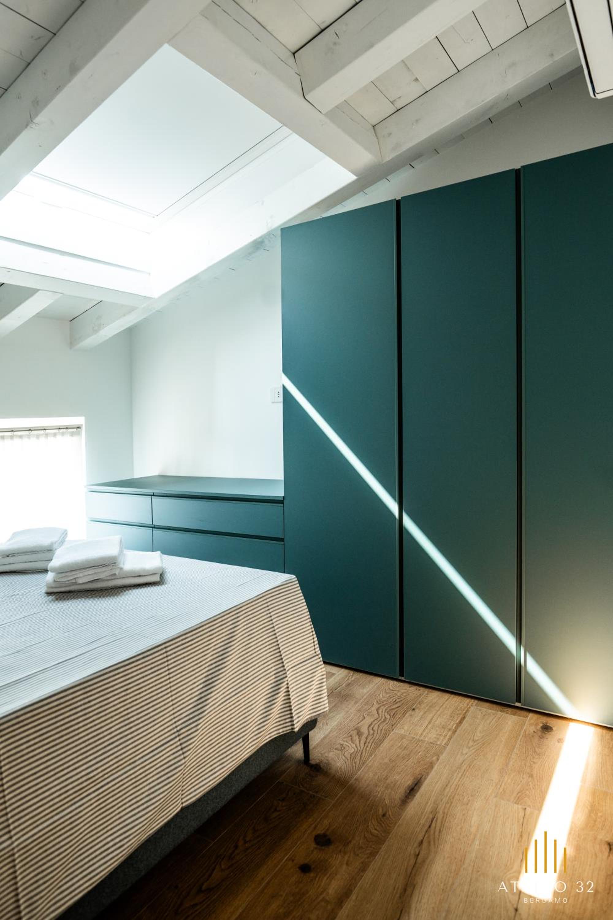 Photo 32